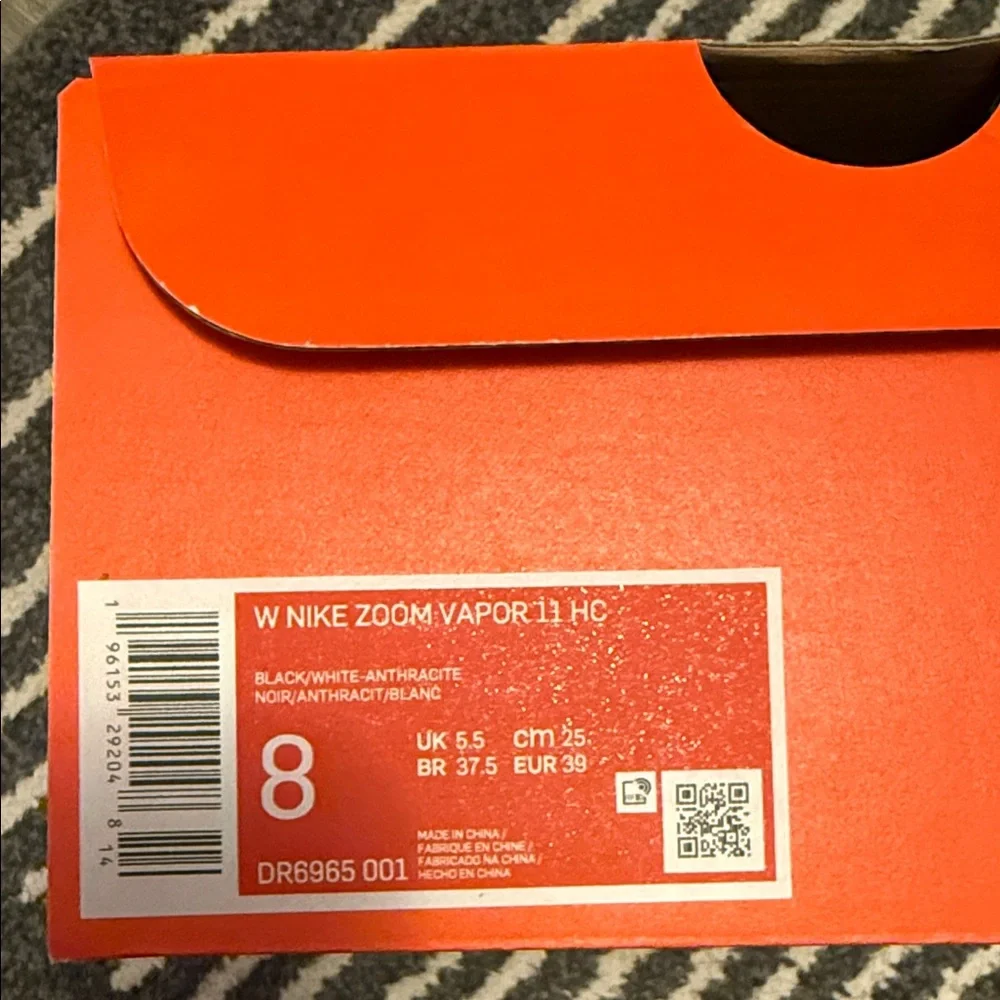 Women’s Nike Vapor 11 Tennis Court Shoes - Picture 9 of 9